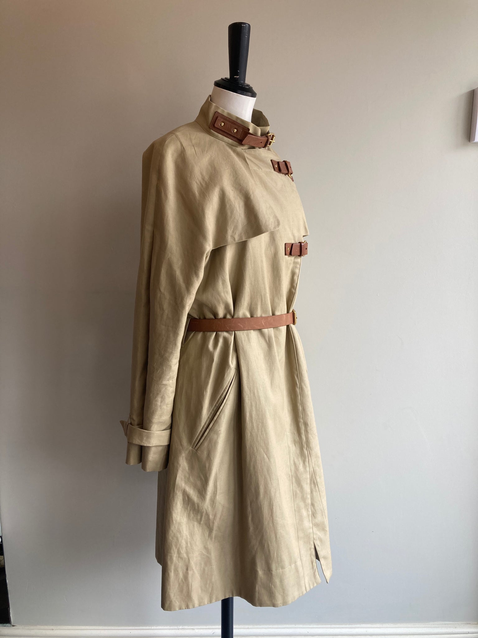 Buckle Trenchcoat