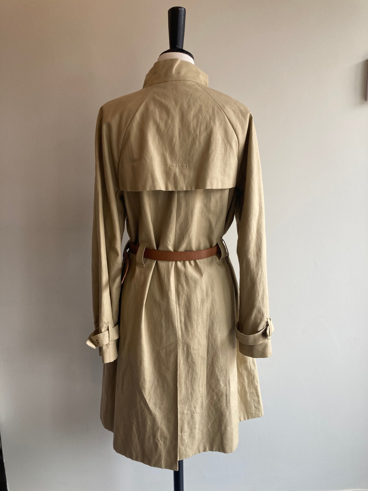 Buckle Trenchcoat
