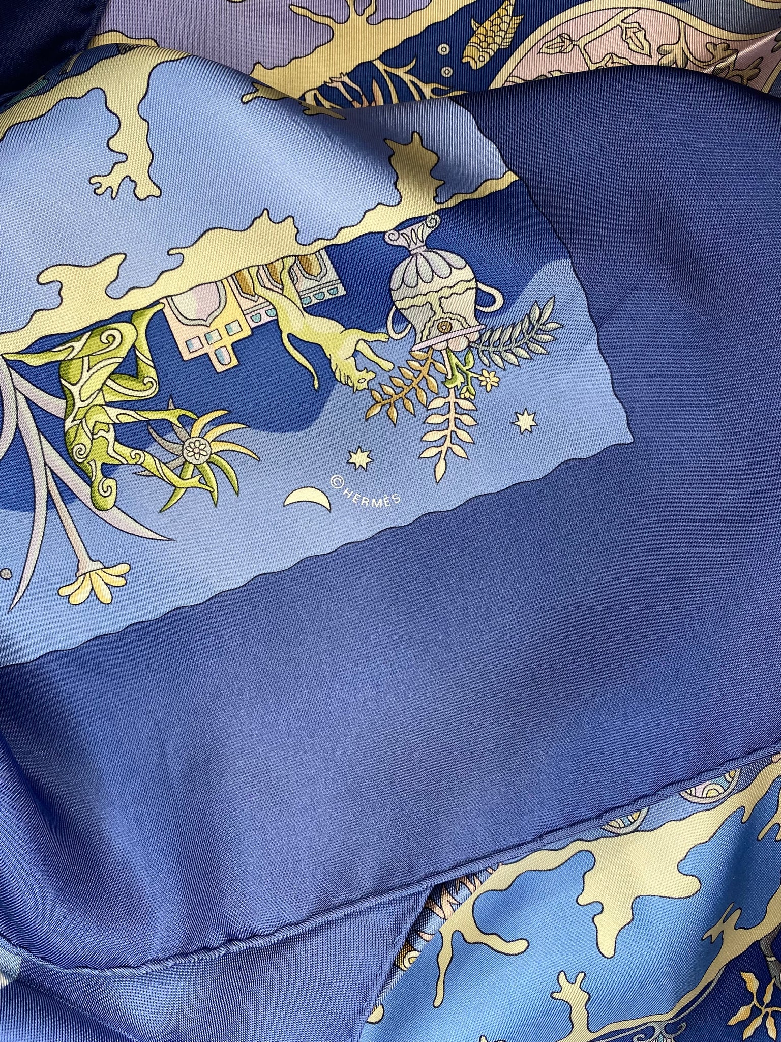 'Rives Fertiles' Silk Scarf