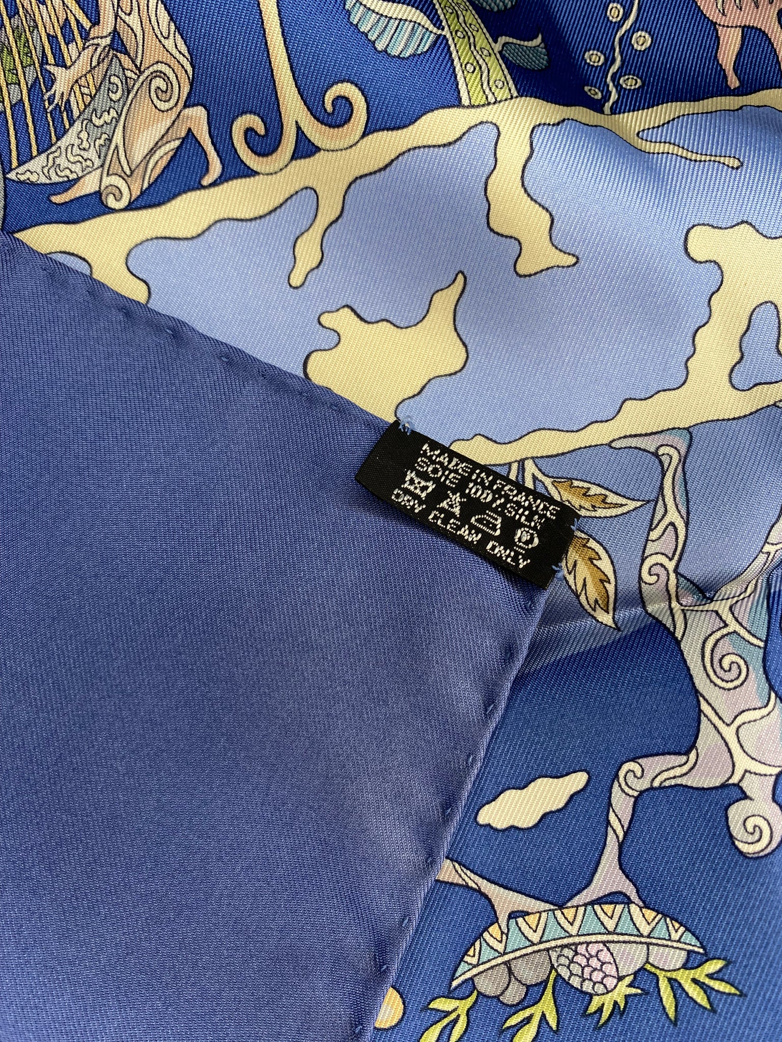 'Rives Fertiles' Silk Scarf