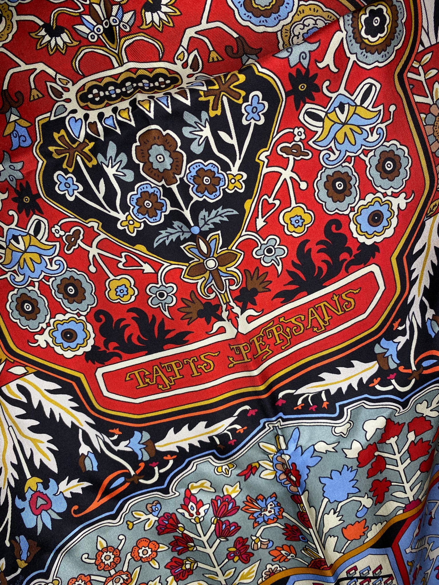 Tapis Persans Silk Shawl