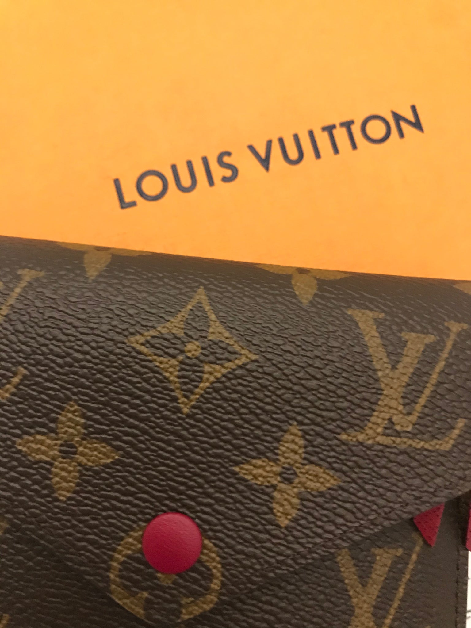 Fuchsia Victorine Wallet