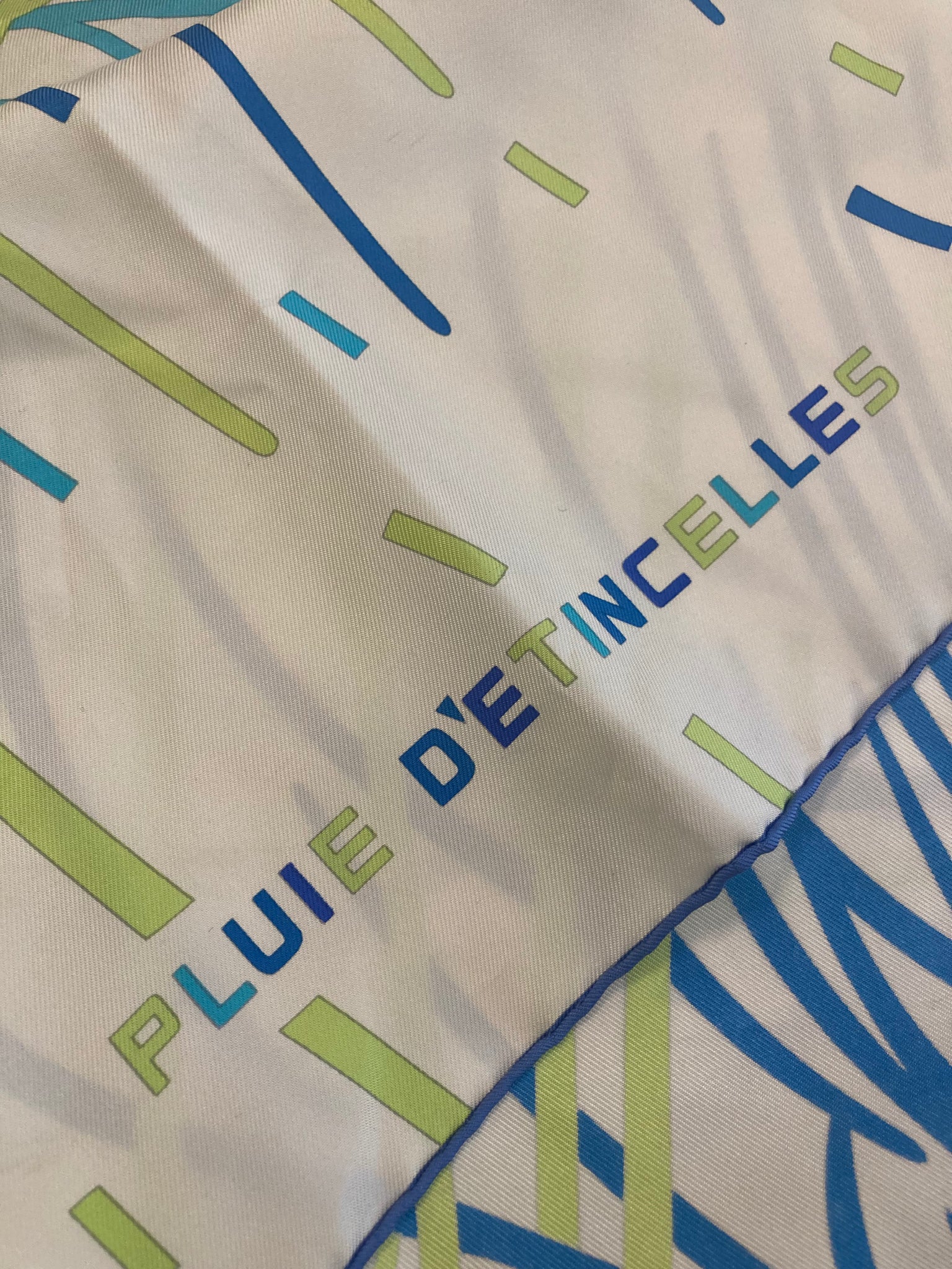 Pluie D'étincelles Silk Scarf