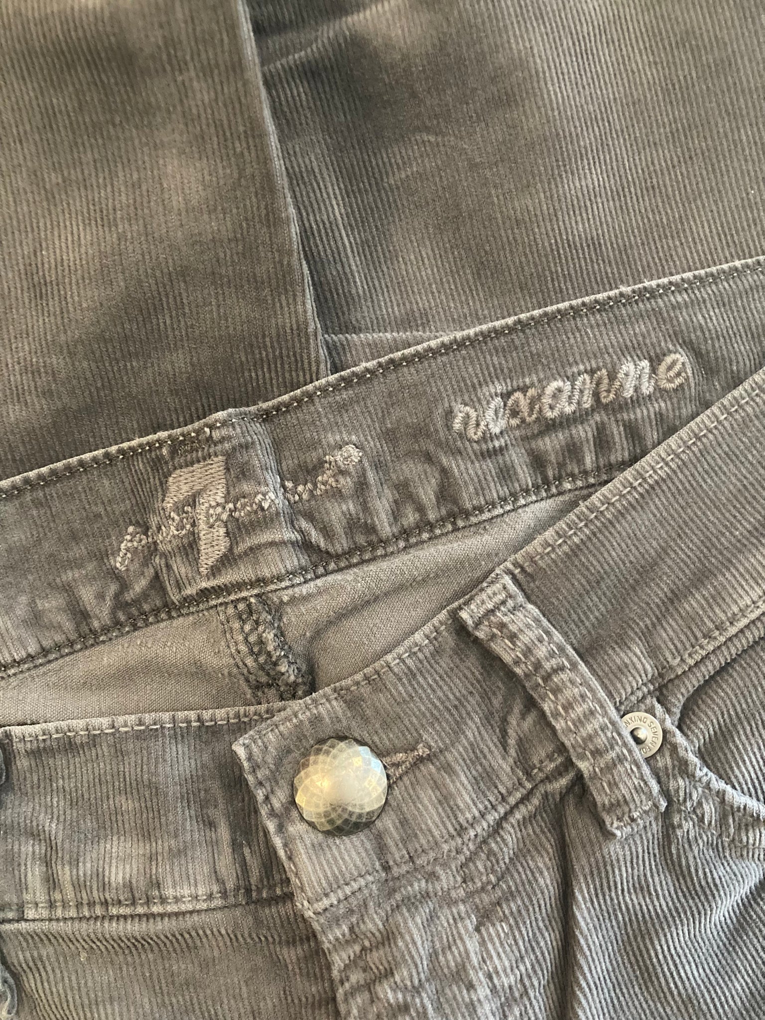 Roxanne Cords