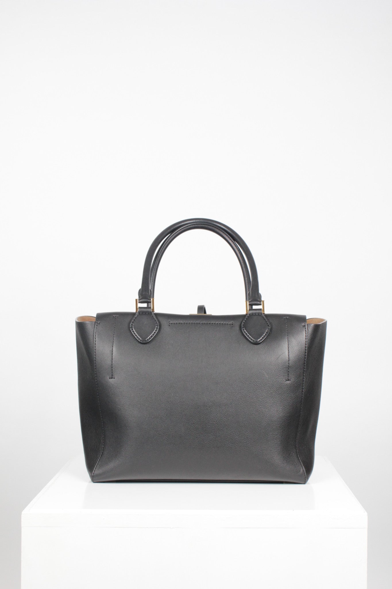 Michael Kors Bags Nwt Auth Michael Kors Miranda Bucket Bag Poshmark #30 Michael Kors Bags Nwt Auth Michael Kors Miranda Bucket Bag Poshmark