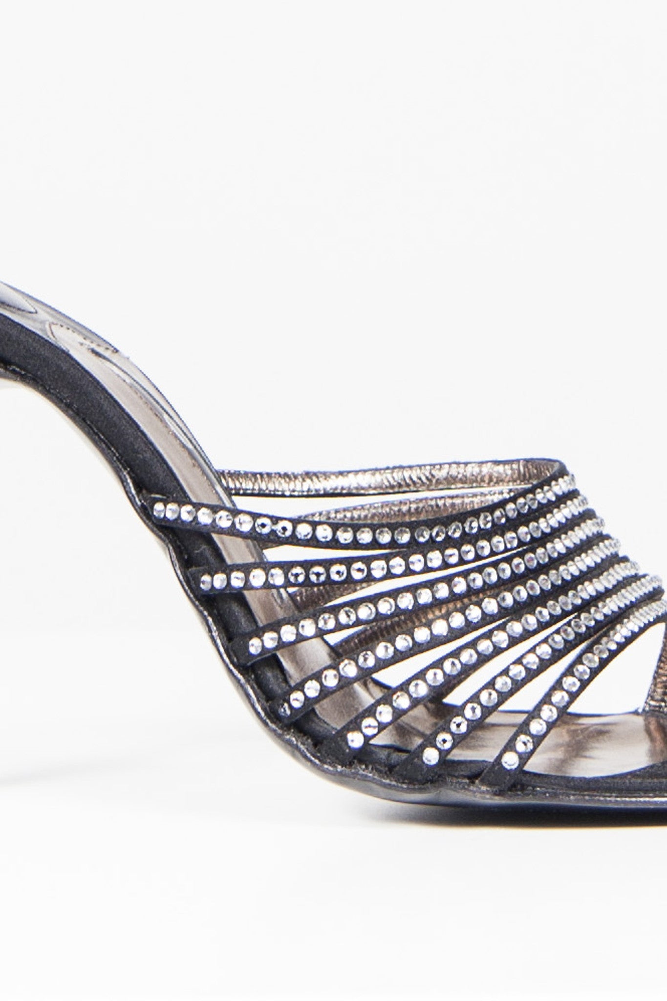 Isabella's Wardrobe Rodo Diamante mules.