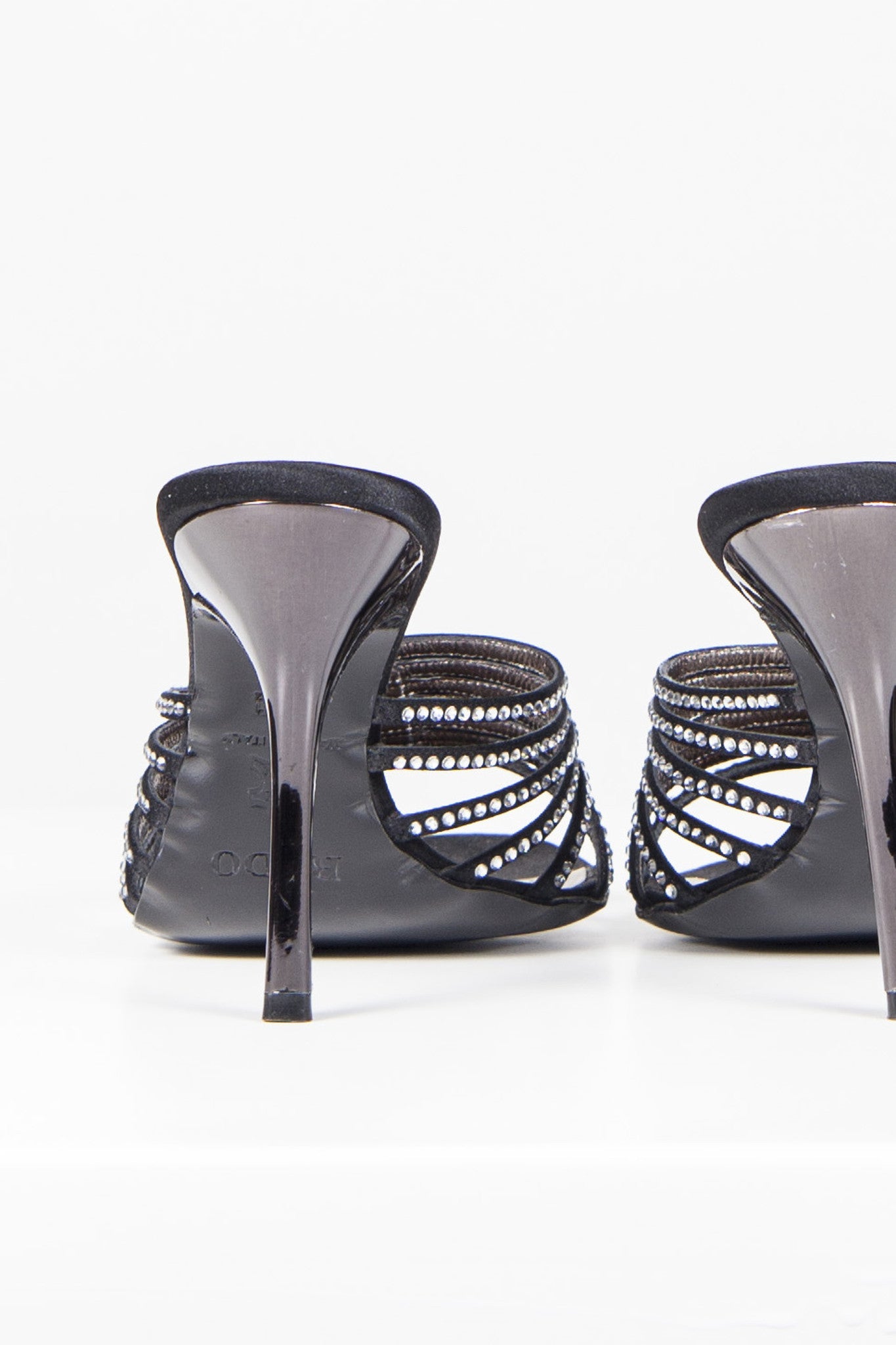 Isabella's Wardrobe Rodo Diamante mules.