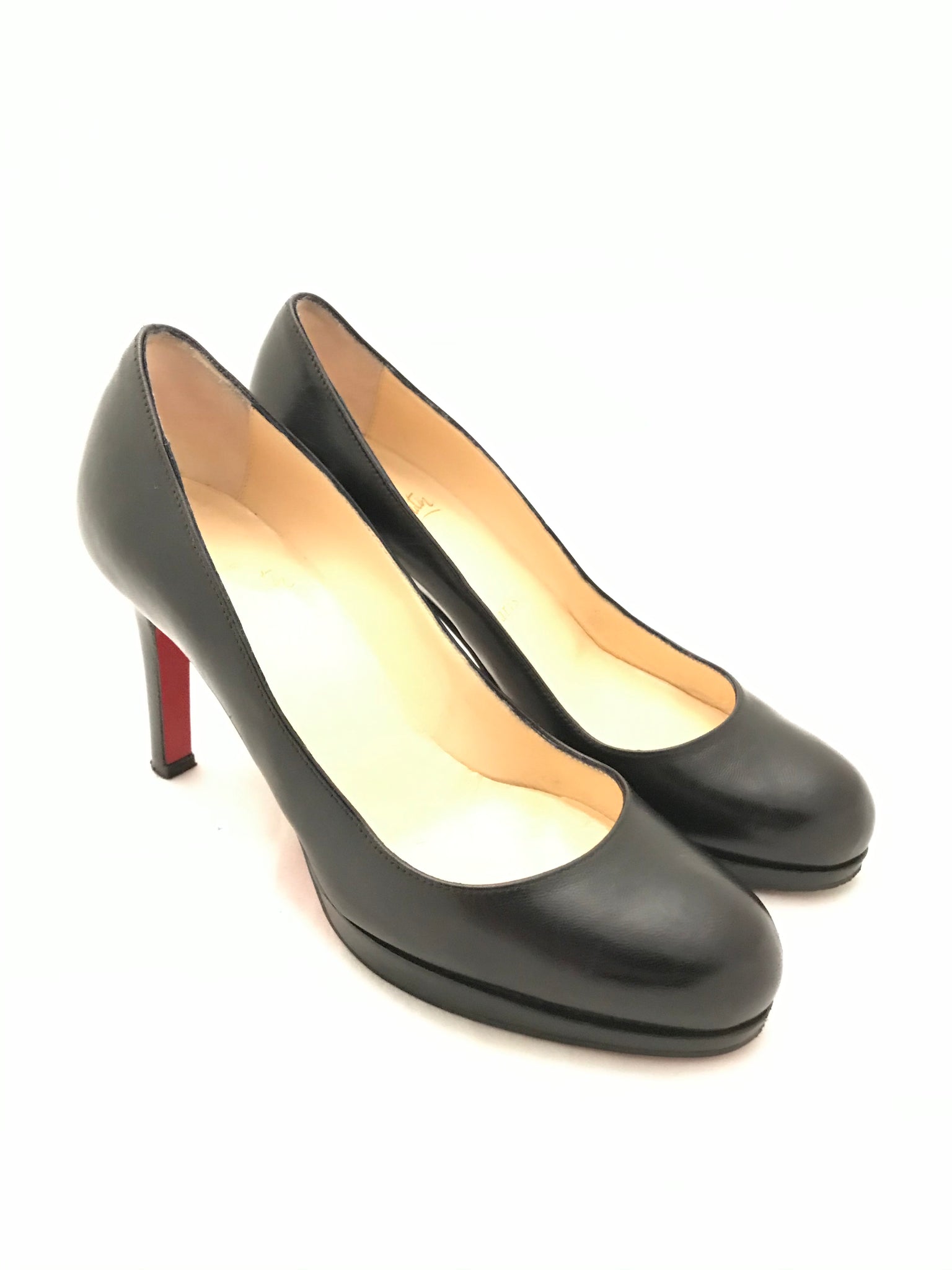 Isabella's Wardrobe Christian Louboutin New Simple Pumps.