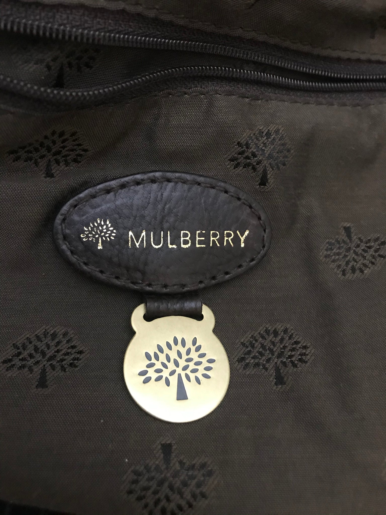 Isabella's Wardrobe Mulberry "Clipper" Hold All.