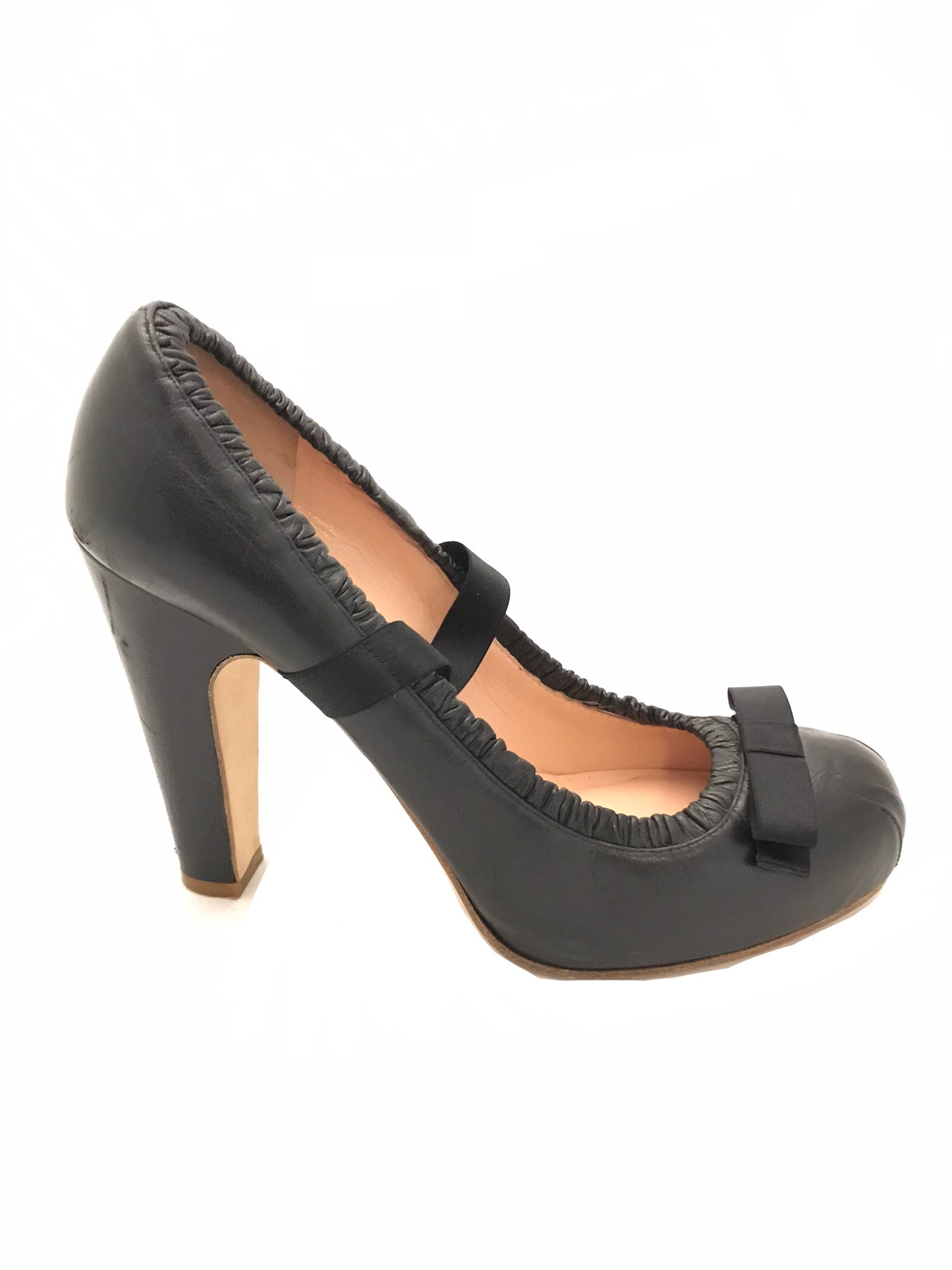 Isabella's Wardrobe Marc by Marc Jacobs Bow Detail Heels.