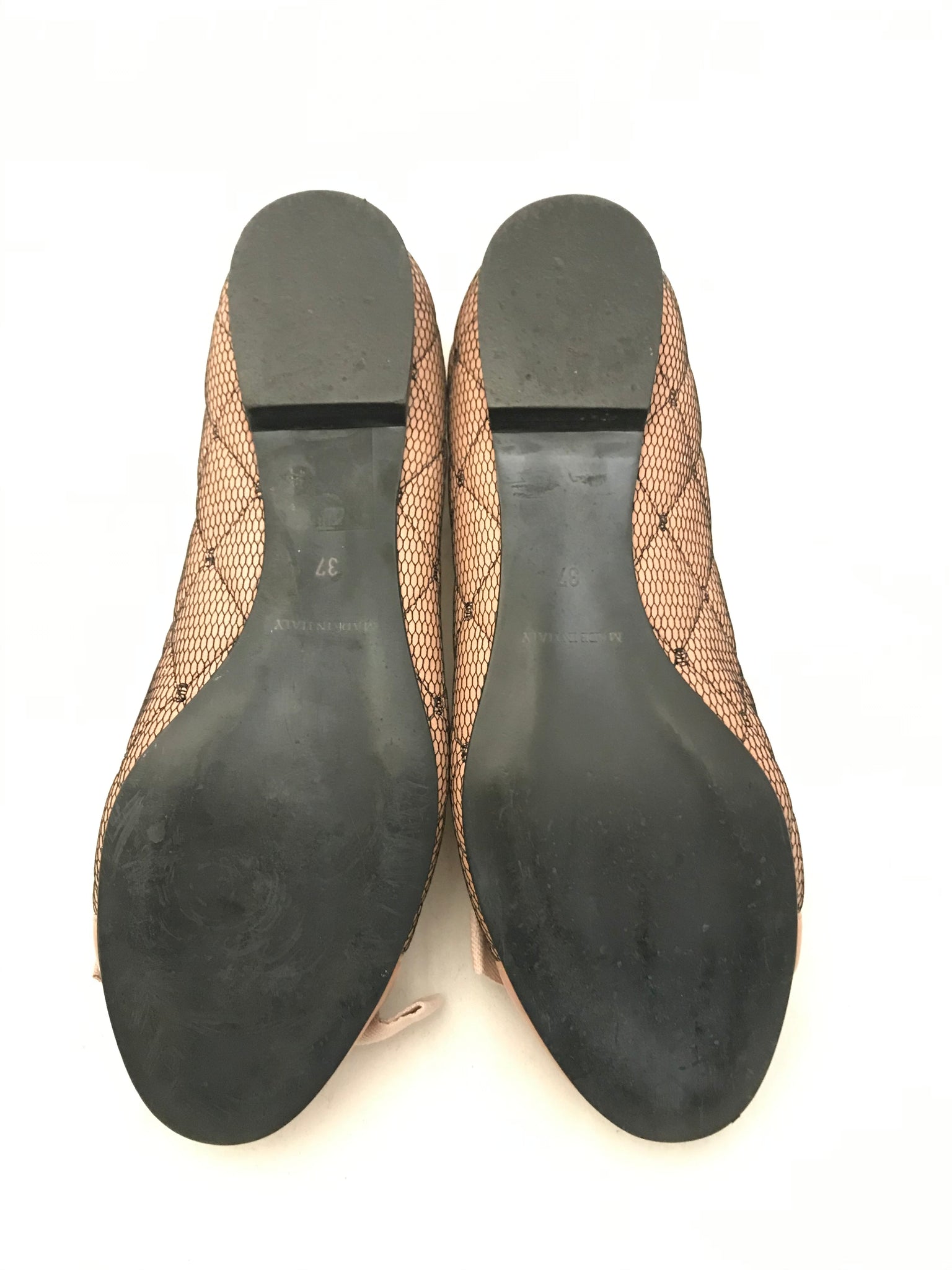 Quilted Lace Pumps