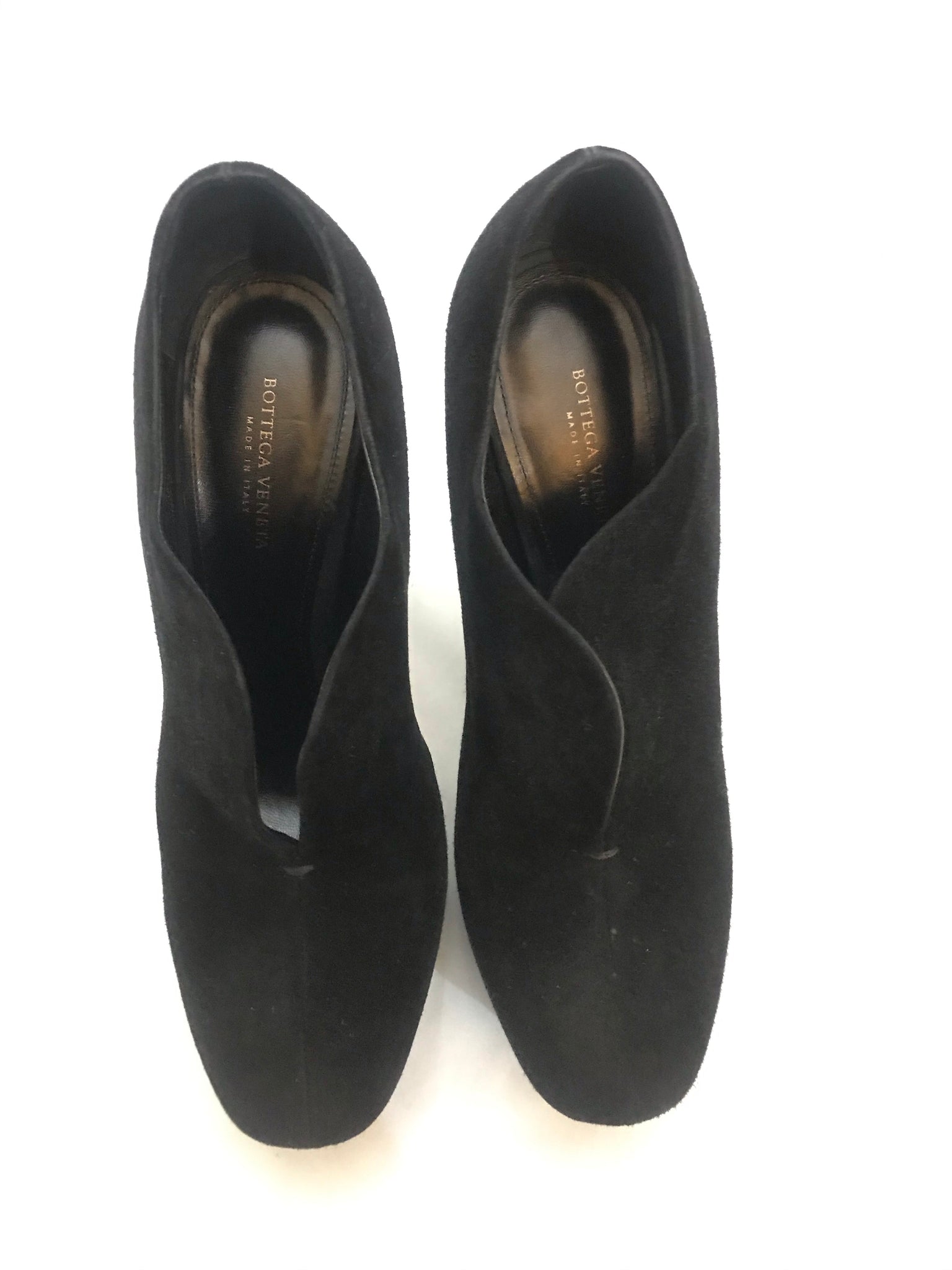 Isabella's Wardrobe Bottega Veneta Suede Ankle Boots.