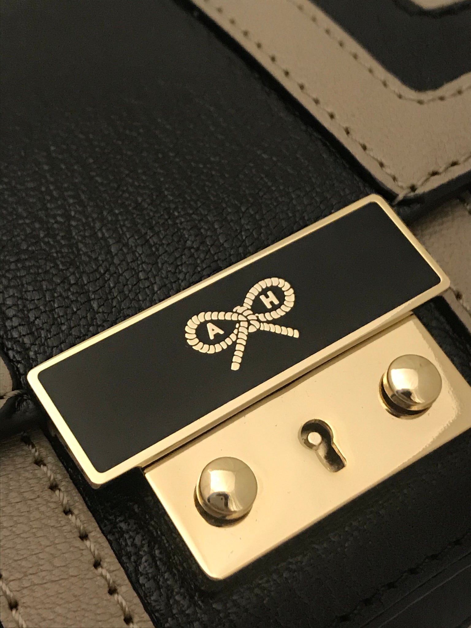 Ebenezer Crossbody Bag