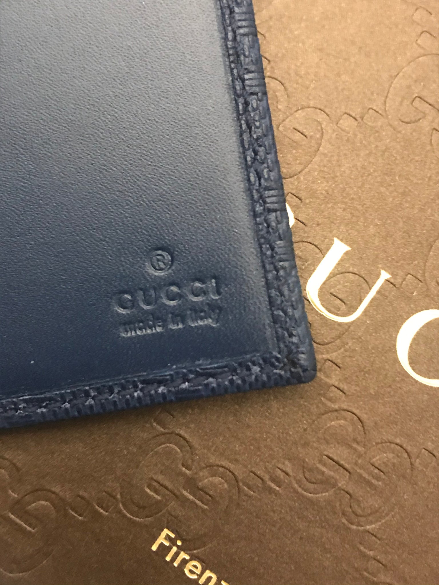 Louis Vuitton Hollywood Passport Cover