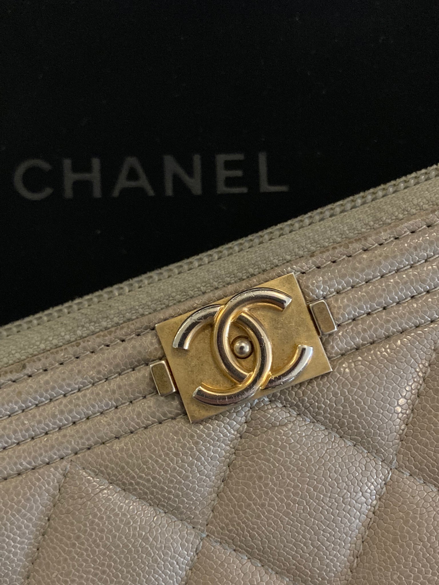 Quilted Classique Leather Purse